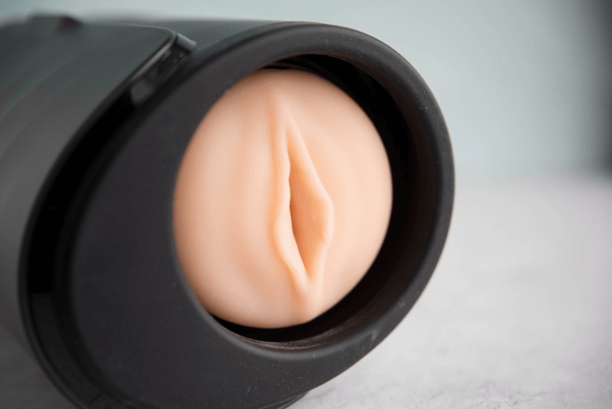 Experience Hands-Free Pleasure with the Revolutionary Automatic Fleshlight for Men